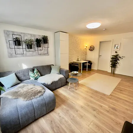 Wohlfuehlapartment In Vor Den Toren Salzburg *