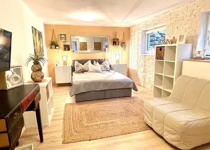 Wohlfuehlapartment In Vor Den Toren Salzburg Apartment *